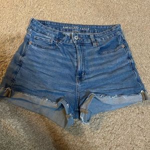 American Eagle mom jean shorts